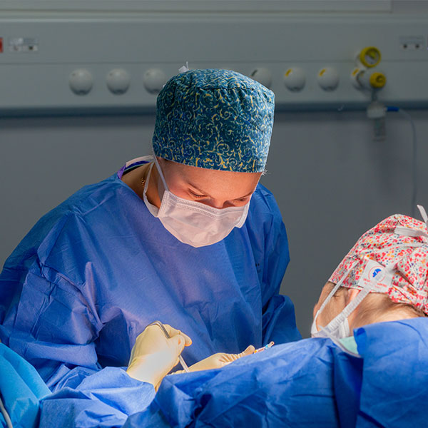 Expertise Femmily : Chirurgie Plastique, Esthétique et reconstructrice